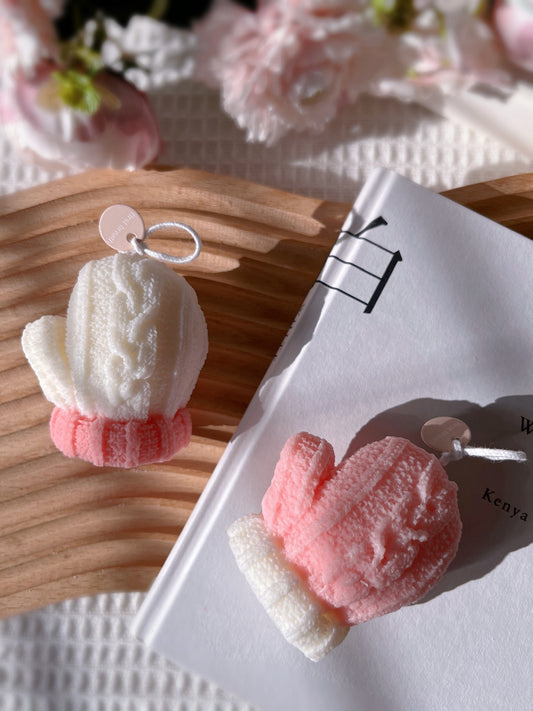 Love Mitten Candle