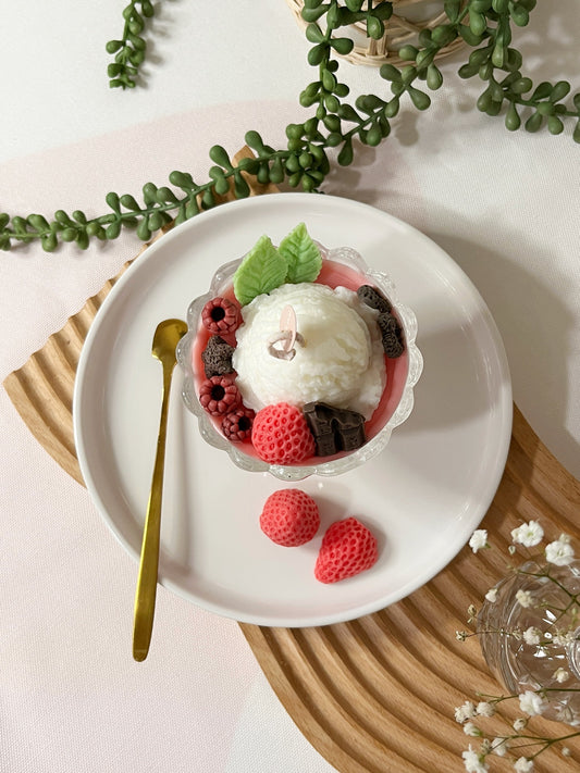 Berry Sundae Candle