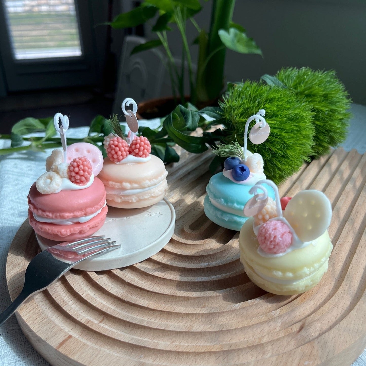 Berry Macaron Candle